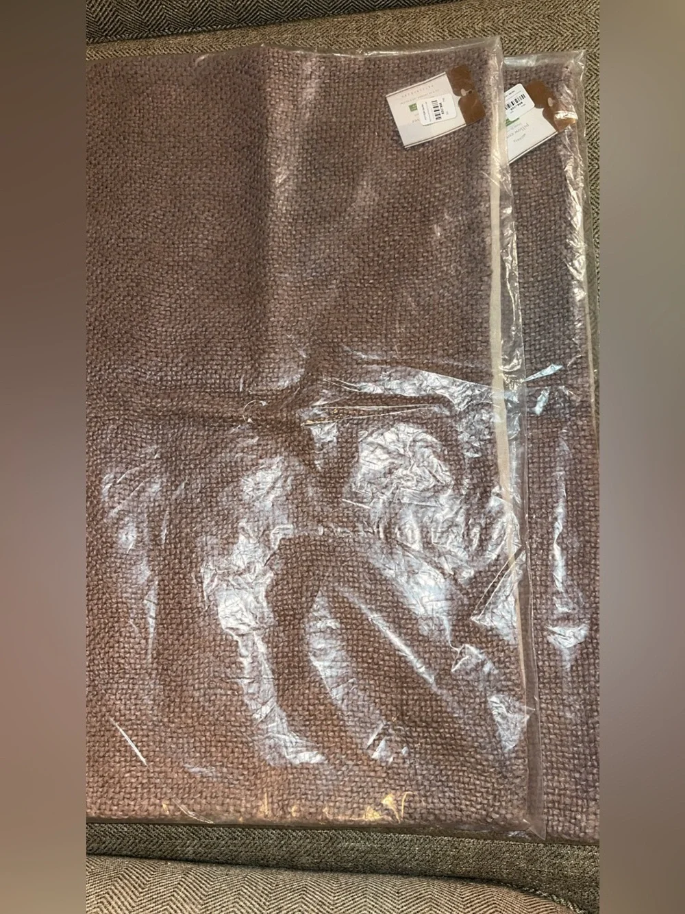 NWT (1) Pottery Barn Faye Textured Linen 16